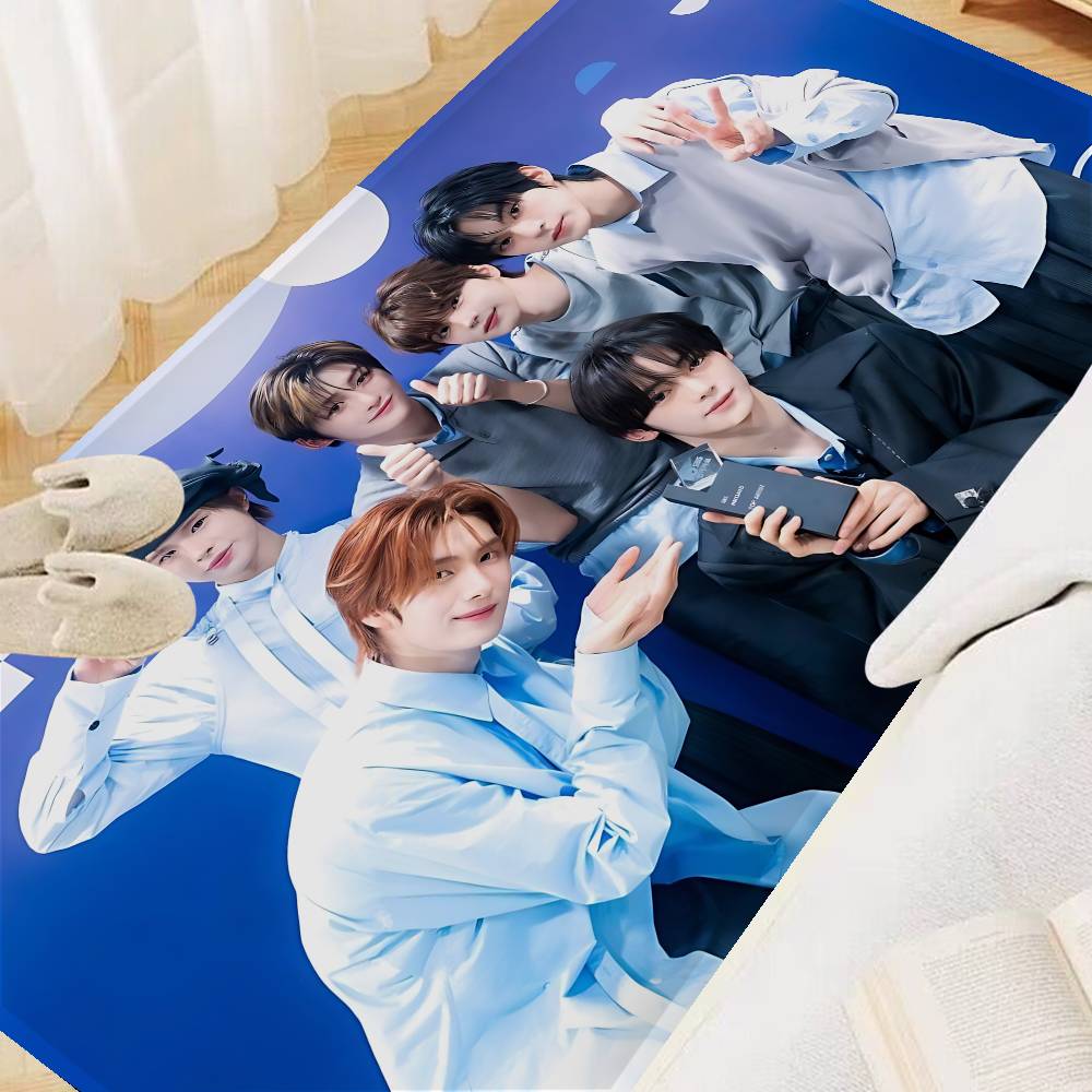 Home Textiles Group - سجادة مطبخ من مجموعة Kpop Group
