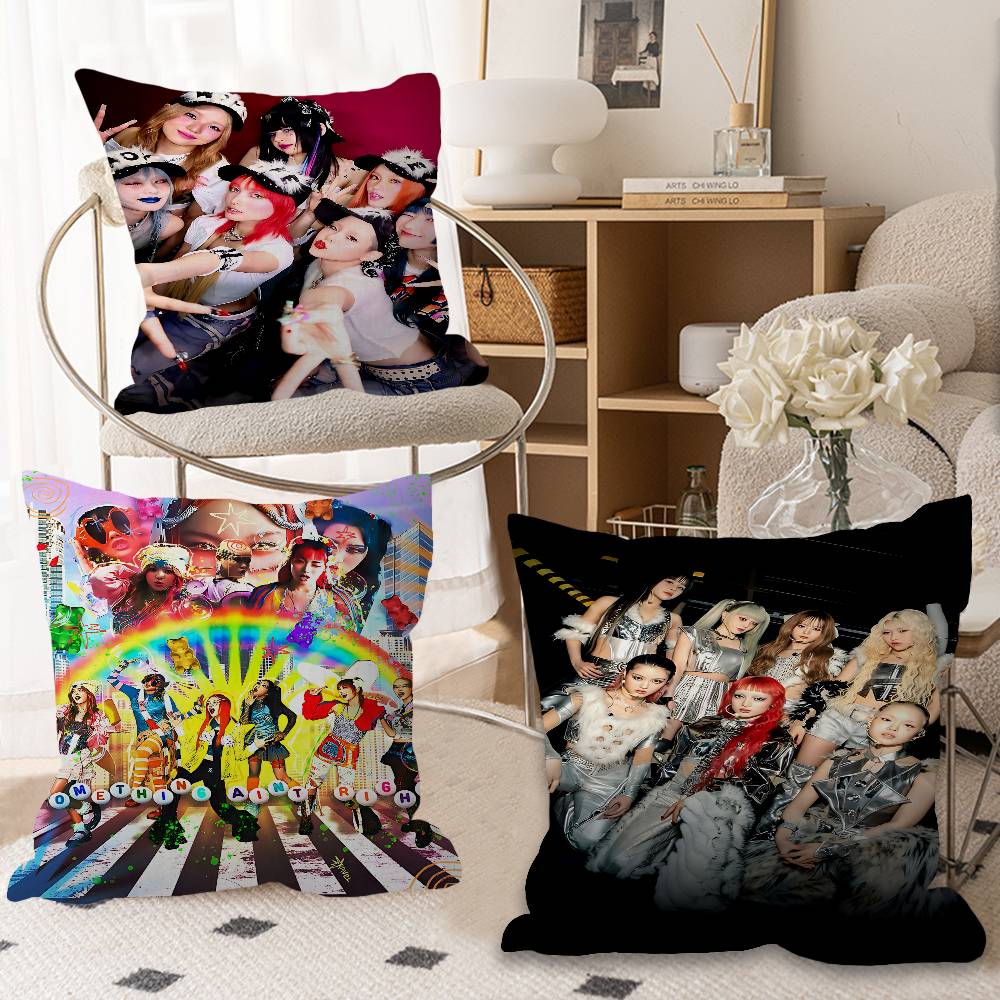 Home Textiles Group - غطاء وسادة من Kpop XG Group،